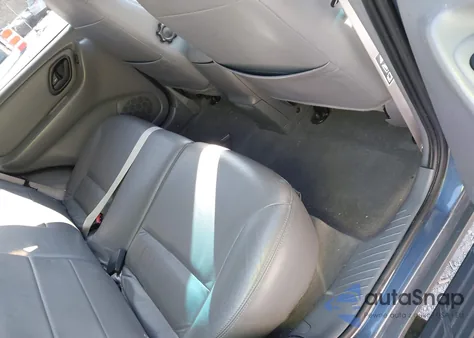 2001 Ford Escape Xlt из США, поврежденный, VIN 1FMYU041X1KF17026